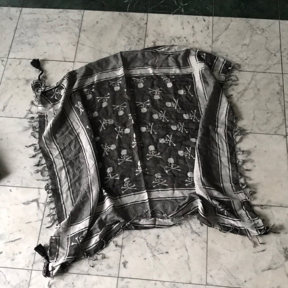 UNDERCOVER Jun Takahashi Cotton Scarf